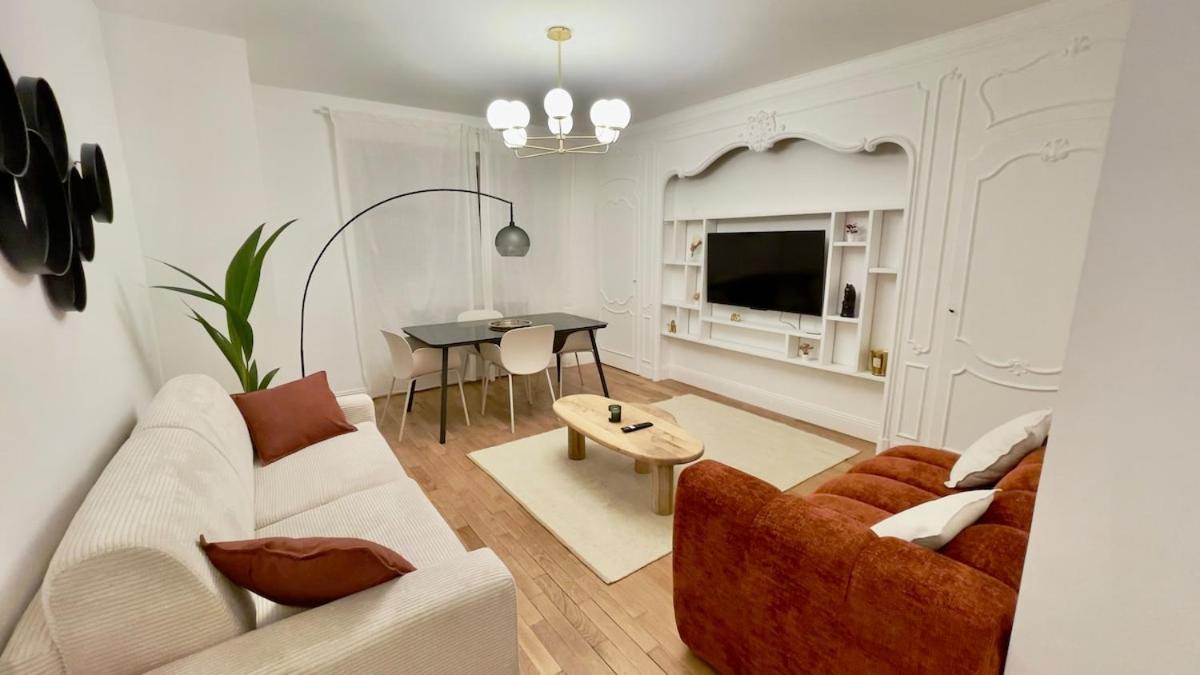 Le Richebourg - Place Wilson, Centre Apartment *